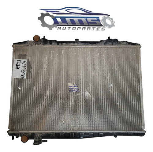 Radiador De Np300 2008 A 2015 Y Frontier 2001 A 2015 2.4 Lt