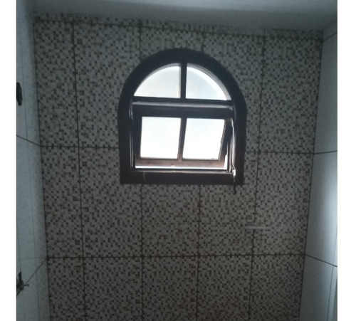 Vende-se Casa Em Suzano Com 4 Casas De 2 Cômodos Investimento Com Renda