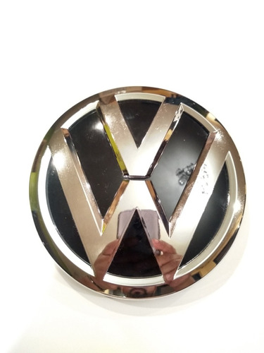 Emblema Parrilla Jetta Mk6 Modelos 2015 Al 2018