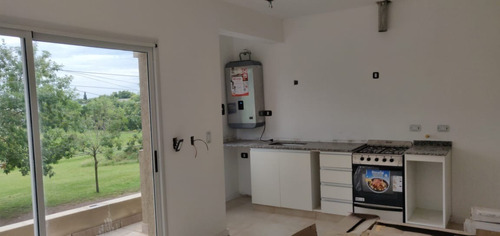 Imagen 6 de 6 de Muy Lindo Y Luminoso Mono Ambiente En Venta - Los Cardales Centro -- Frente A Plaza Mitre