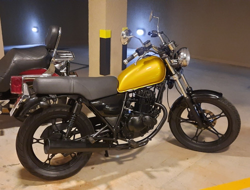 Suzuki Intruder