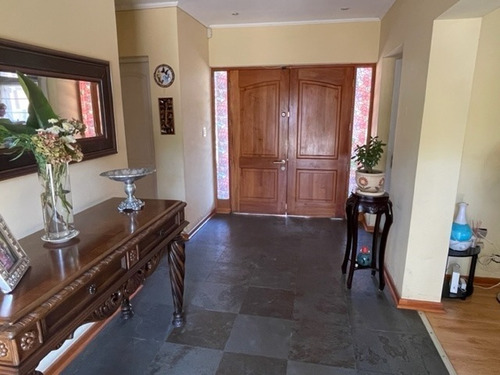 Imagen 20 de 28 de Vende Amplia Y Hermosa Casa (talca)