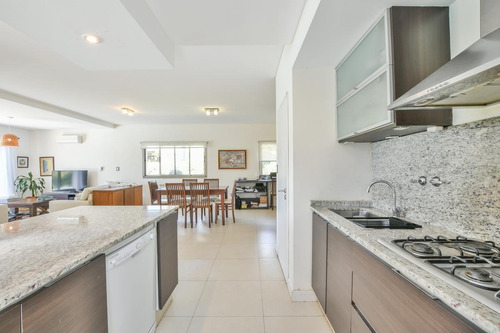 Imagen 14 de 30 de Casa De 3 Dormitorios En Venta Con Pileta Aldea Fisherton Barrio Cerrado Privado