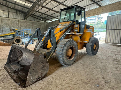 Pa Carregadeira Case W20