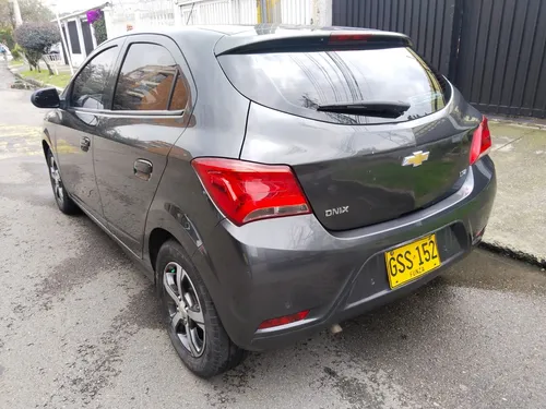 Chevrolet Onix 1.4 Ltz 5 p