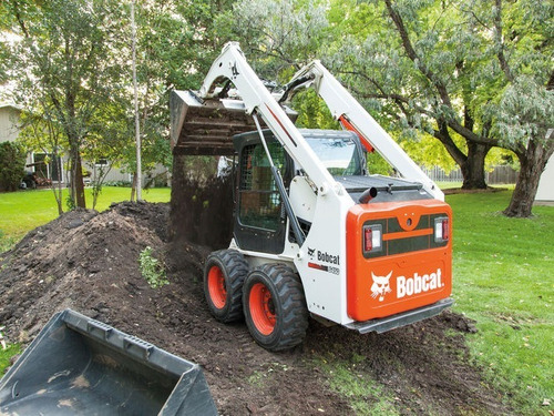 Imagen 9 de 17 de Minicargadora Bobcat, Desde