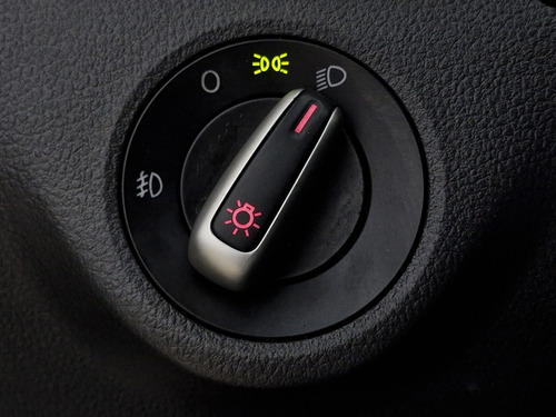 Volkswagen Fox 1.6 MSI TOTAL FLEX CONNECT 4P MANUAL