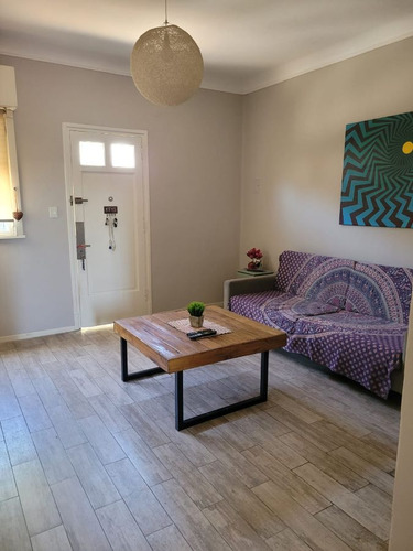 4 Ambientes Con Patio Y Cochera