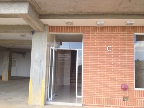 Apartamento A Estrenar En Oriporo, 100m2, Mas Terraza 63m2,2h, 2b, 2pe, Pb. Sa