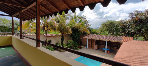Aguirre Casa De Campo Amoblada Paola C