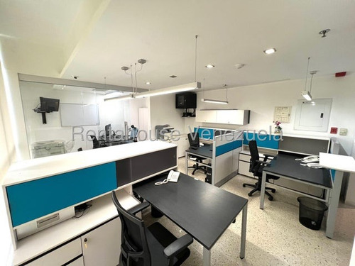 Bella Oficina Totalmente Equipada Y Amoblada En Santa Paula. Mls # 25-23964 Lp