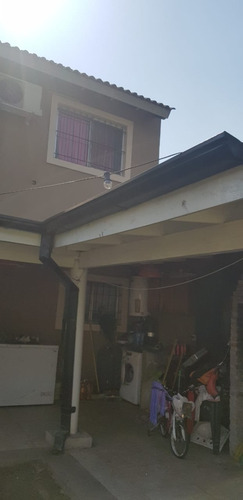 Imagen 9 de 17 de Casa En Centro De Pilar. 5 Ambientes