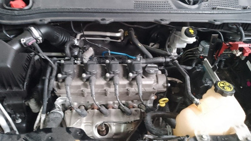 Imagem 2 de 9 de Chevrolet Onix 2018 Lt 2018 1.0 8v Flex Lt