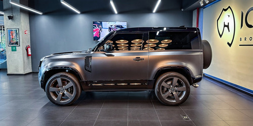 Land Rover Defender Carpathian Edition V8 2023