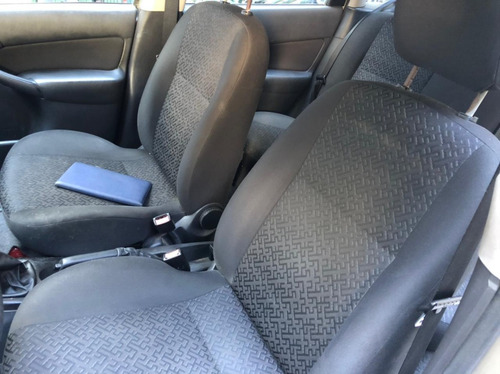 Ford Focus 1.6 Ambiente Mp3