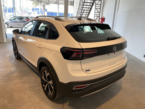 Imagen 4 de 14 de Volkswagen Nivus Highline 200tsi Vehiculosdeloeste