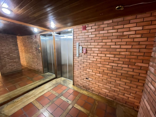 Imagen 20 de 25 de Av-728 Zona Norte Apartamento Edificio Tucaní Calle 70 Avenida 3d