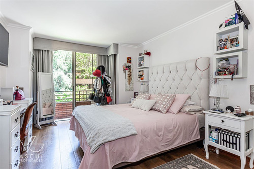 Condominio Exclusivo Con Vista Privilegiada. Buena Ubicación