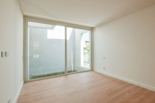 Venta Casa Moderna A Estrenar En Vida Funes