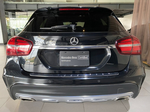 Imagen 7 de 15 de Mercedes Benz Gla 250 Sport 2018 Negro