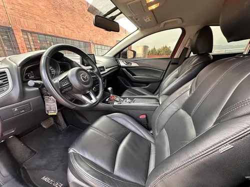 Mazda 3 2.0 Touring At