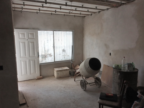 Imagen 5 de 7 de Duplex A Estrenar Con Patio Y Cochera