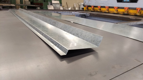 Botaguas/flashing En Lam. Galvanizada C-24 25cmx5cmx2cmx2cm
