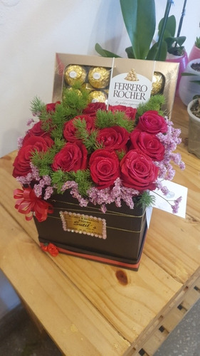 Caja Box De Rosas Importadas + Bombones Ferrero