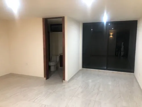 Casa Remodelada Con Amplio Jardin, Cerca Del Centro Historico Y Vista Ala Catedral