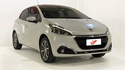 Peugeot 208 Feline