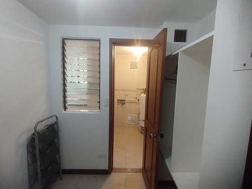 Imagen 21 de 29 de Apartamento En Arriendo Aguacatala 622-17327