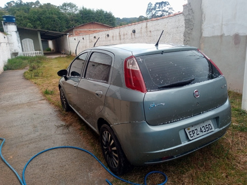 Imagem 4 de 10 de Fiat Punto 2010 1.4 Elx Flex 5p