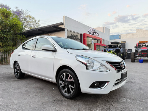 Nissan Versa 1.6 Advance At