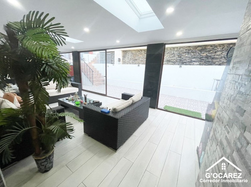 3d,4b,2e,piscina,2 Quinchos, 717,47 M2, Arriendo 2.000.000