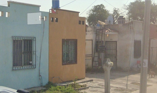 Casa En Remate-cto Chimbote, Hacienda Santa Fe, Tlajomulco De Zuñiga, Jalisco. -jcbb9