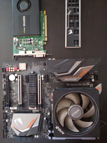 Aorus X470 Aorus Ultra Gaming Atx, Ryzen 7, 32g Ram Gris Oscuro (Usado)