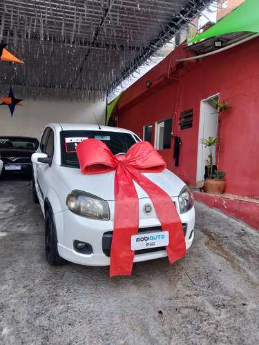 Fiat Uno 1.4 Sporting Flex 5p