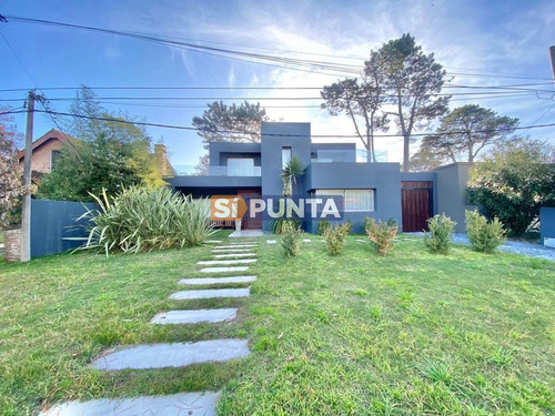 Imagen 16 de 17 de Casa De 3 Dormitorios En Mansa Punta Del Este
