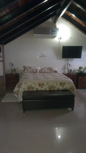 Imagen 8 de 14 de Casavenezia Br Vende Casa Guarda Bosque Corralito Carrizal Por Filipinas