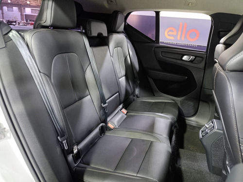 Volvo XC40 2.0 T4 GASOLINA MOMENTUM GEARTRONIC