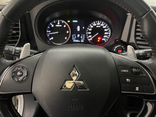 Mitsubishi Outlander Hpe-s 2.2 Diesel 4x4 Aut.