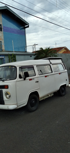 Volkswagen Kombi 1.4 Standard Total Flex 3p