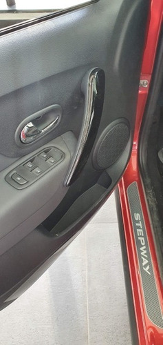 Imagen 12 de 25 de Renault Sandero Stepway 2023 1.6 Intens 0km