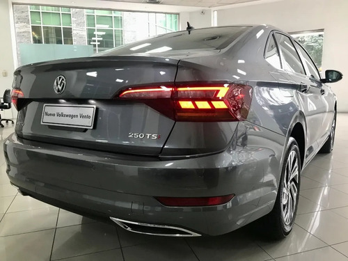 Imagen 8 de 16 de Volkswagen Vento Highline At My21 #36
