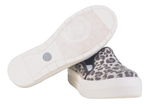 Imagen 5 de 5 de Zapatillas De Cuero De Mujer - Slip-on Carmela - Ferraro