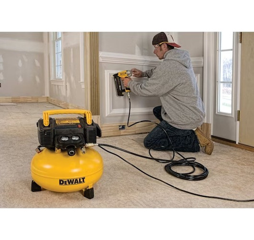 Dewalt Kit De Compresora Y Martillo Neumático Clavadora