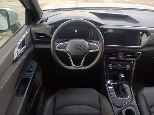 Imagen 12 de 17 de Volkswagen Taos Highline 1.4 Turbo At 250 Tsi #39