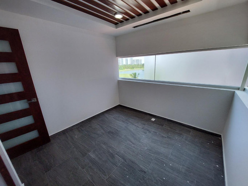 Oficina En Puerto Cancún, Quintana Roo
