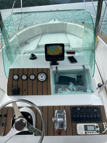 Imagem 3 de 11 de Lancha Carbrasmar 25 Ub Mercedes 352 Diesel Ñ Fishing Sedna
