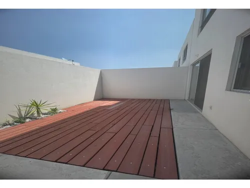 Condominio Vitara, El Marques Queretaro, Casa Club, Alberca, Gym, Accceso Controlado, Vigilancia 24/7, Amplios Espacios, Acabados De Lujo, No Dejes Pasar Esta Oportunidad !!!